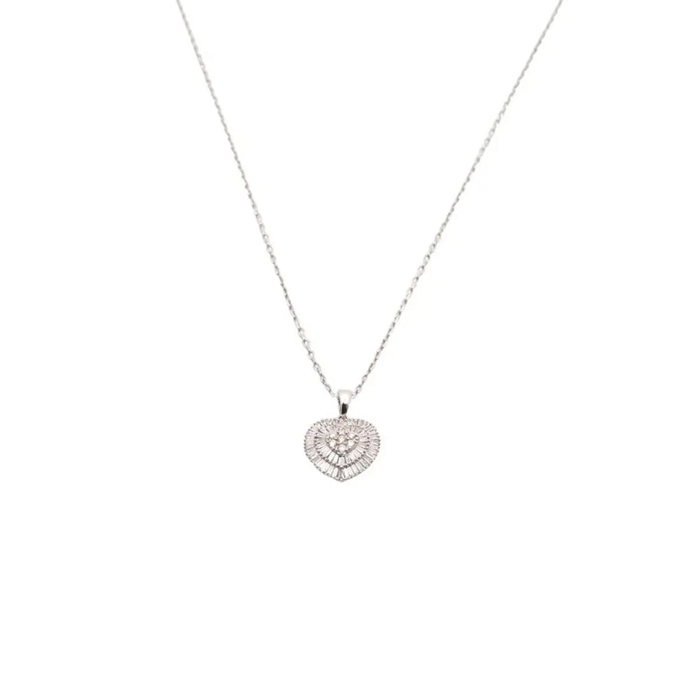 Dije de diamantes en oro blanco 18K