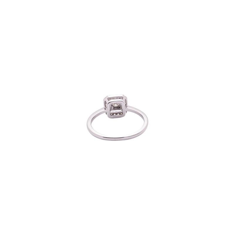 Anillo de diamantes en oro blanco 18K