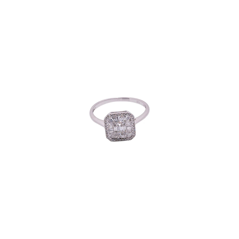 Anillo de diamantes en oro blanco 18K