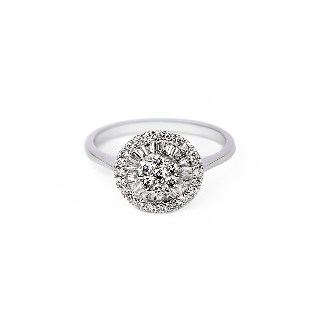Anillo de diamantes en oro blanco 18K