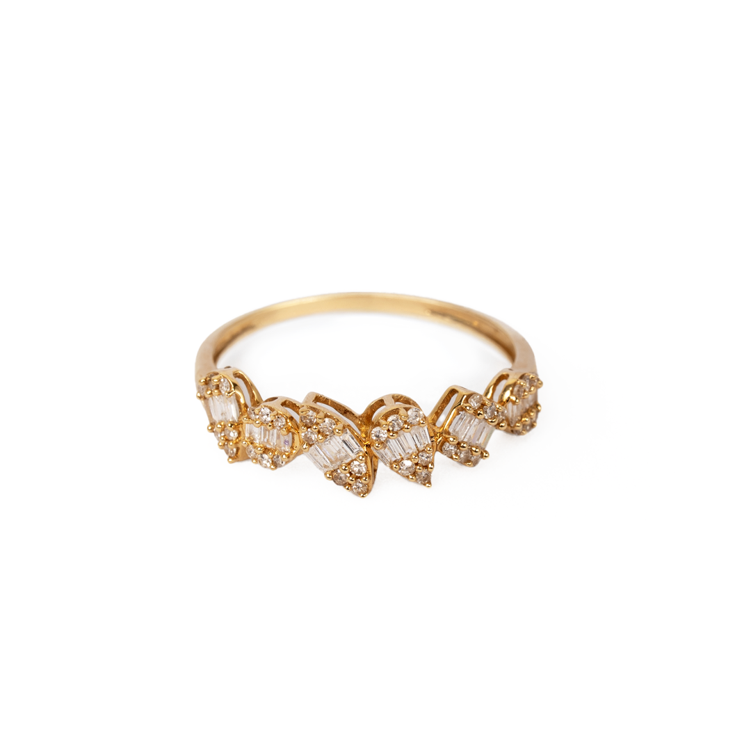 Anillo de diamantes en oro amarillo 18K