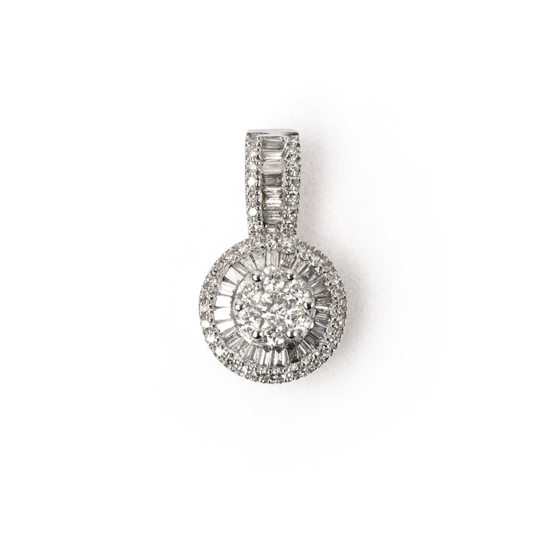 Dije de diamantes en oro blanco 18K