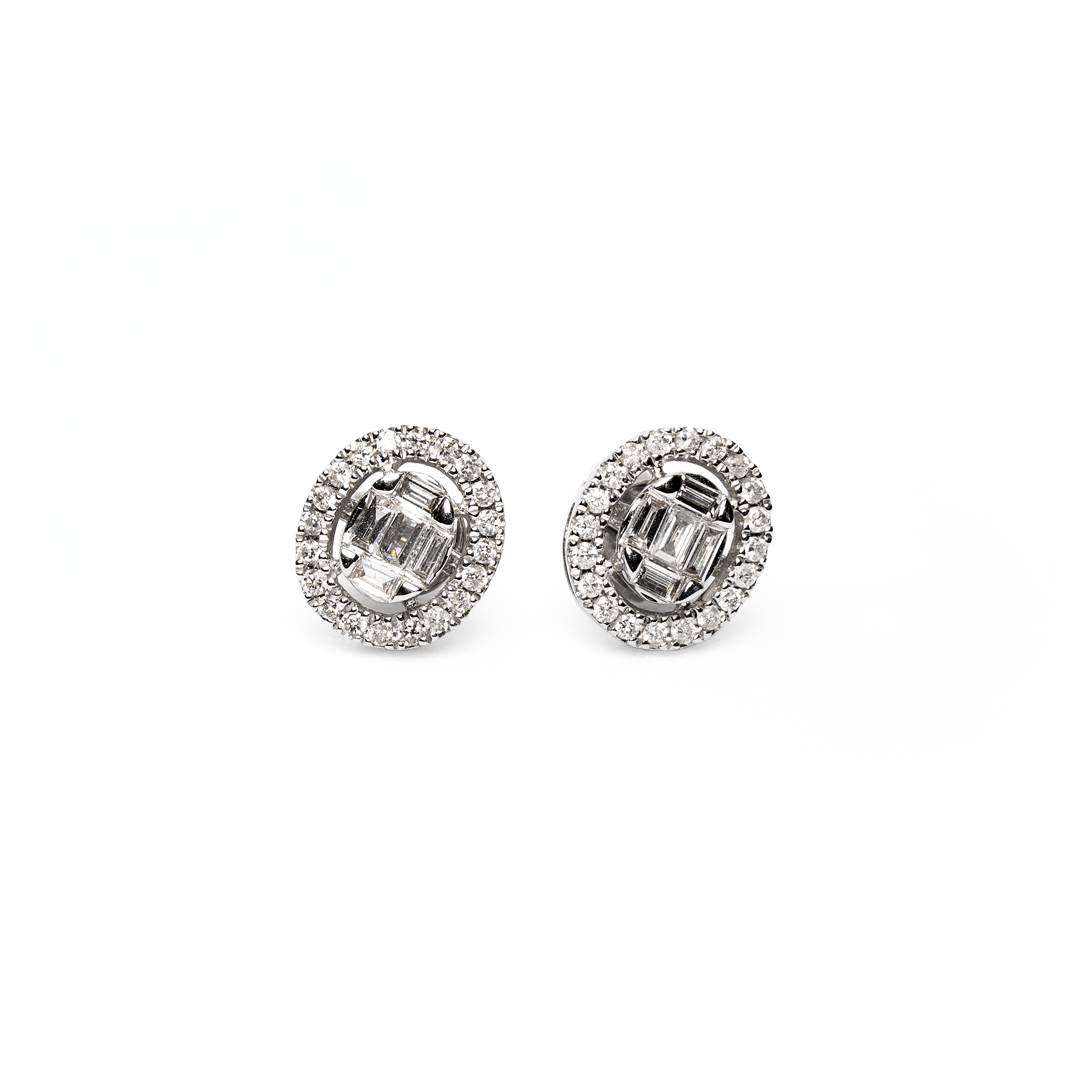 Aretes de diamantes en oro blanco 18K