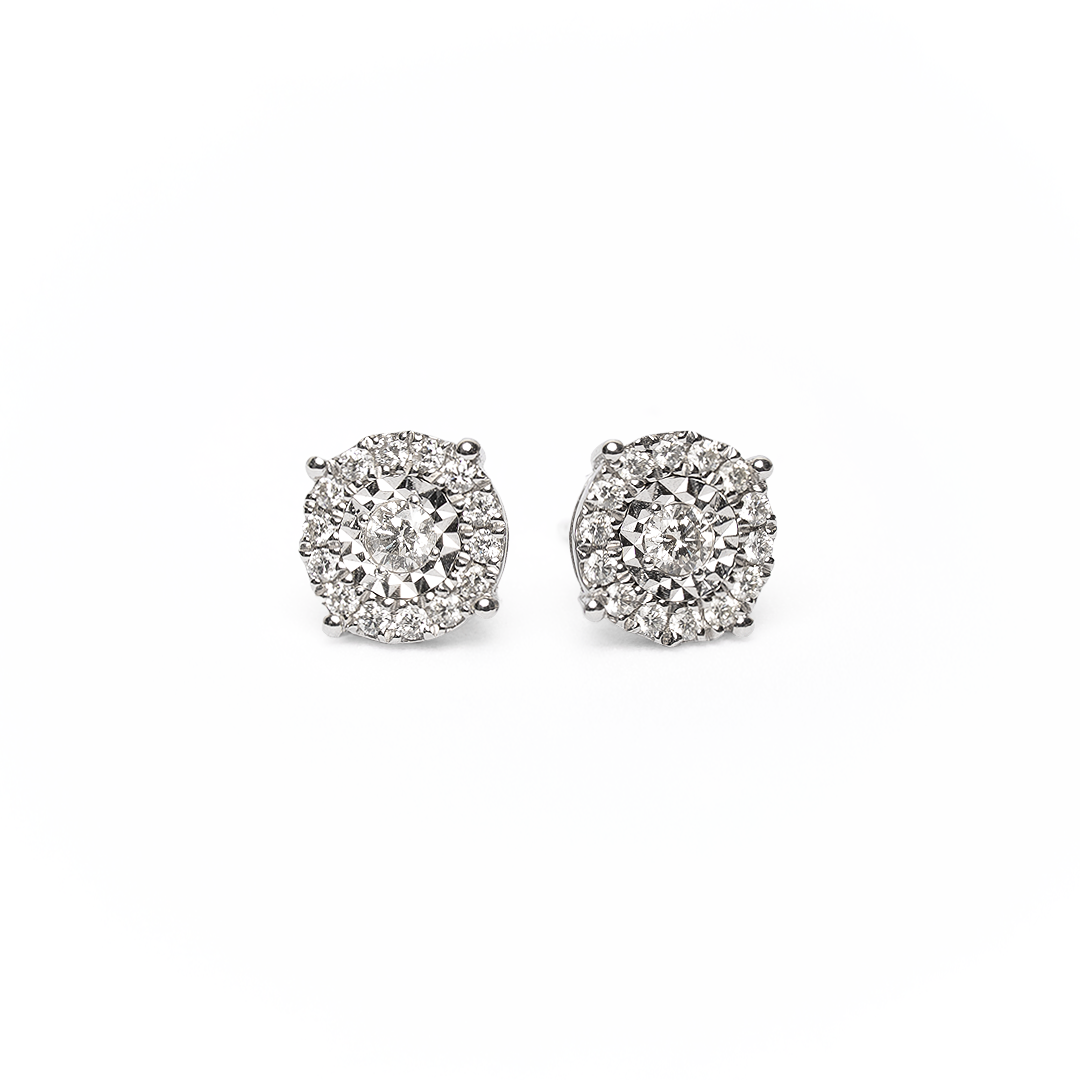 Aretes de diamantes en oro blanco 18K