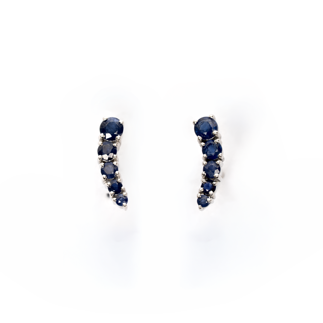 Aretes de zafiros azules en oro blanco 18K