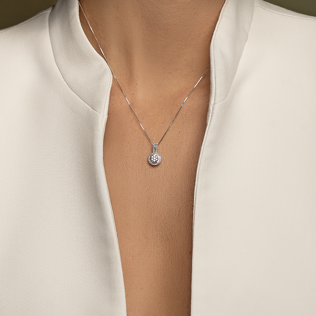 Dije de diamantes en oro amarillo 18K