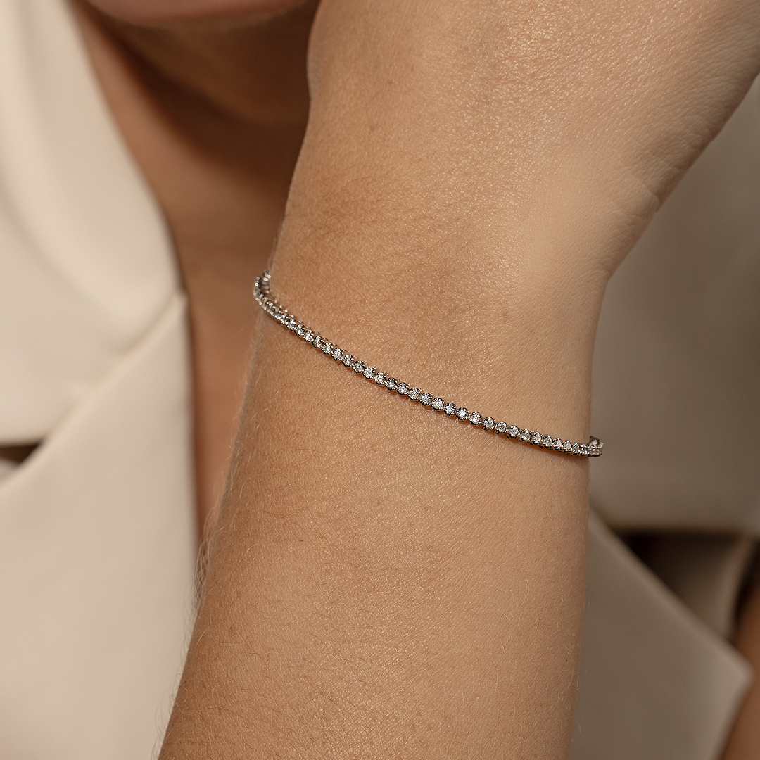 Tennis de diamantes en oro blanco 18K