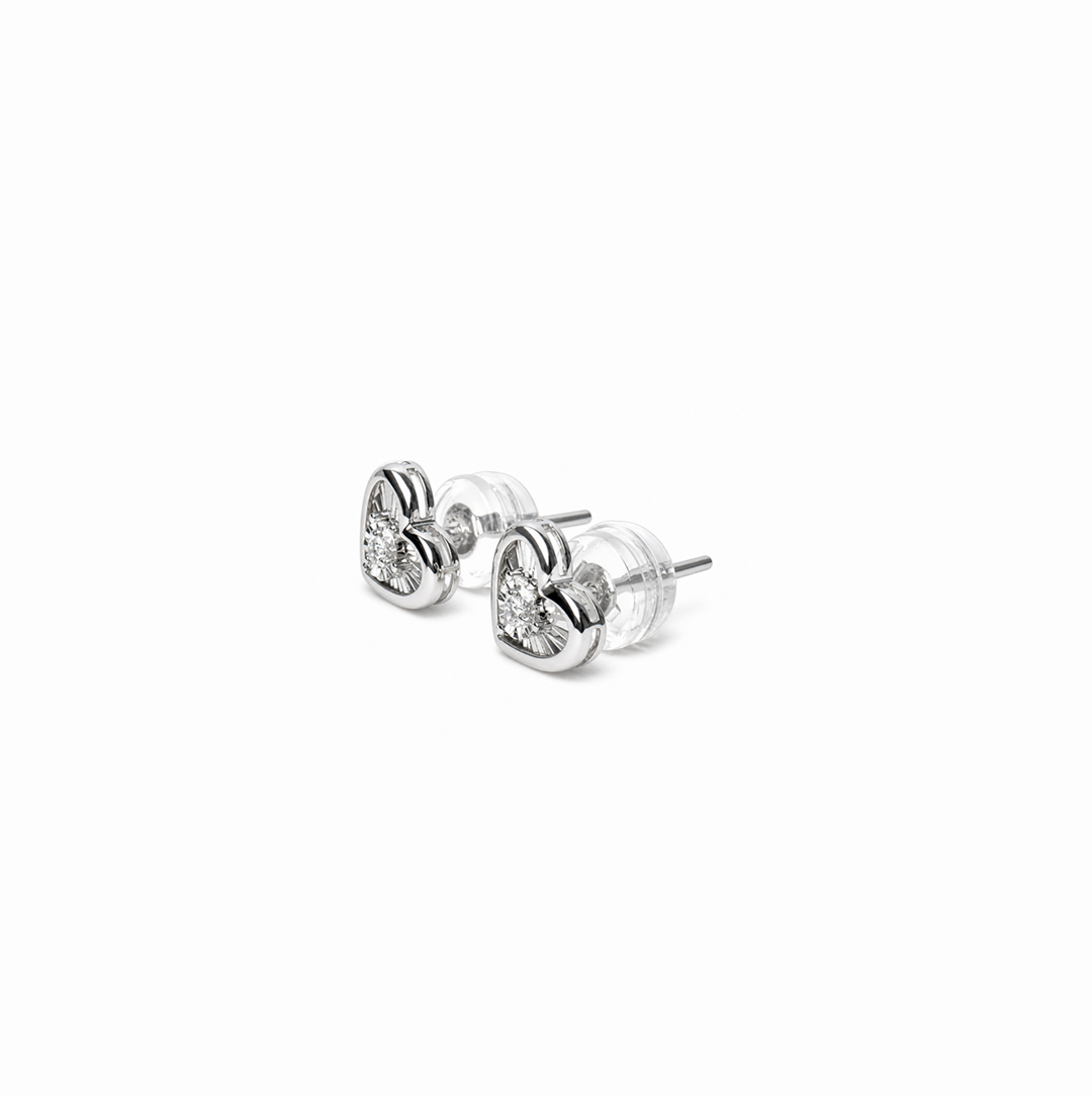 Aretes de diamantes en oro blanco 18K