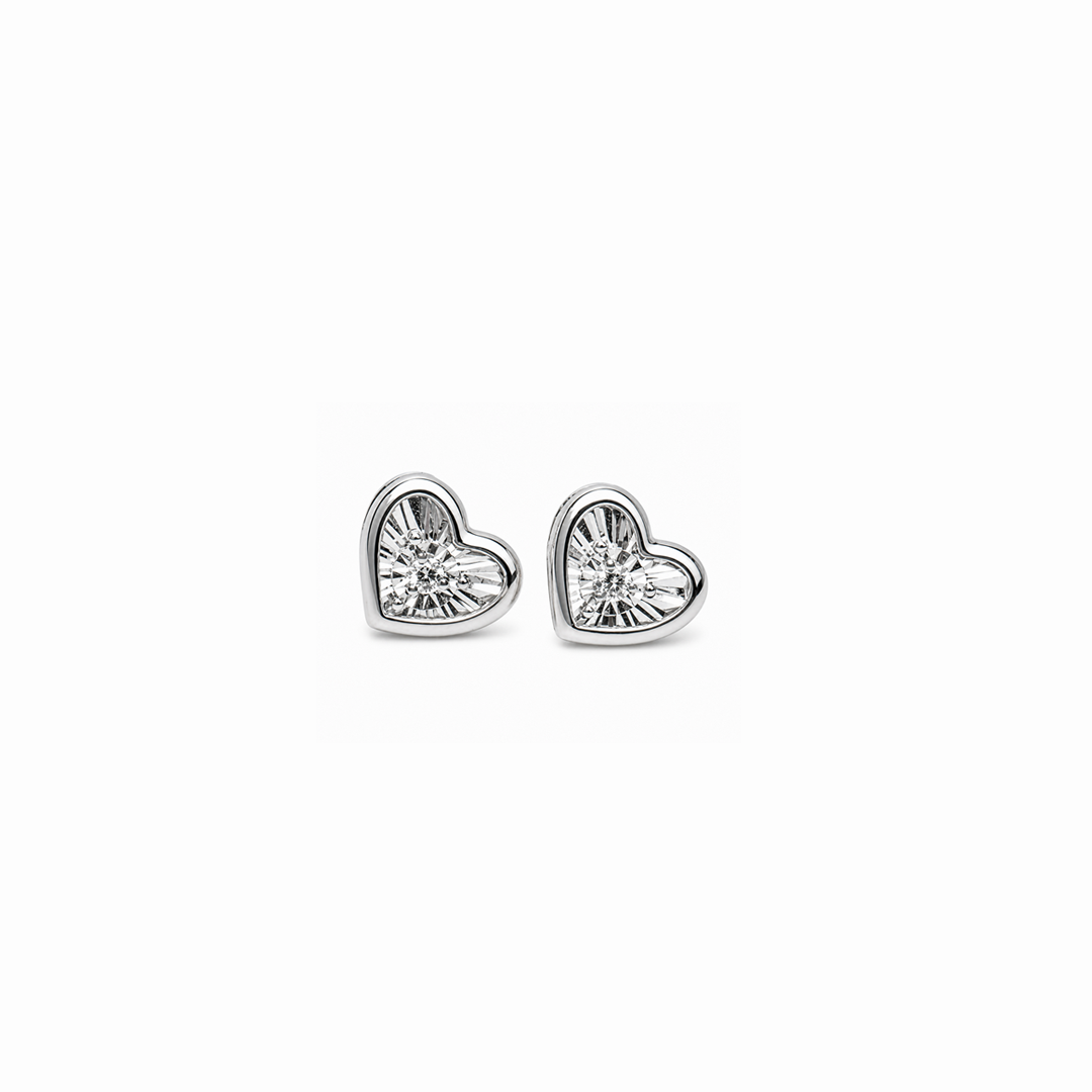 Aretes de diamantes en oro blanco 18K