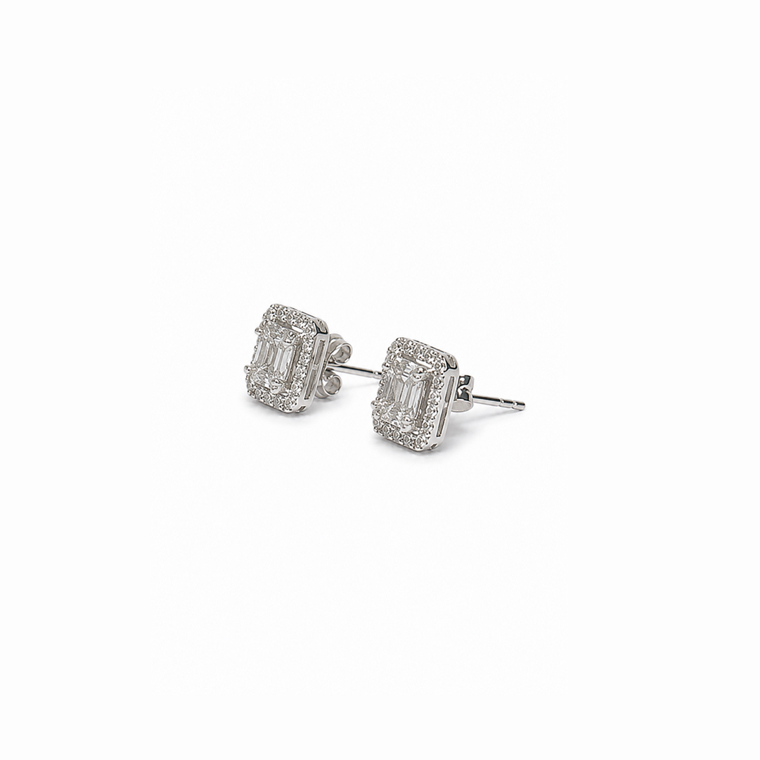 Aretes de diamantes en oro blanco 18K