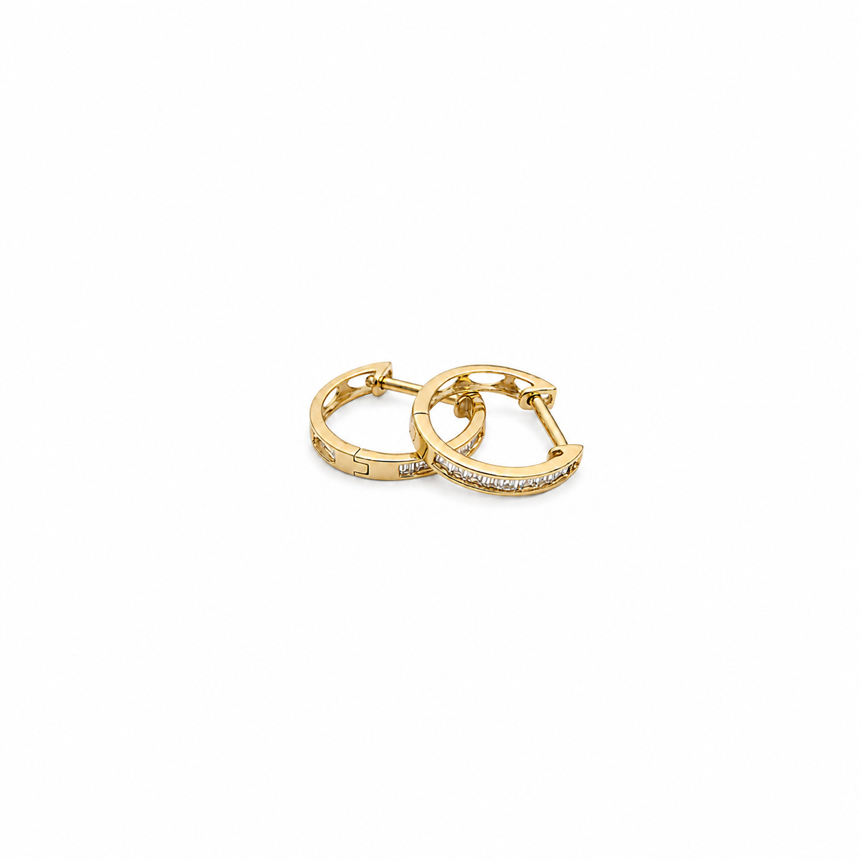 Aretes de diamantes en oro rosa 18K