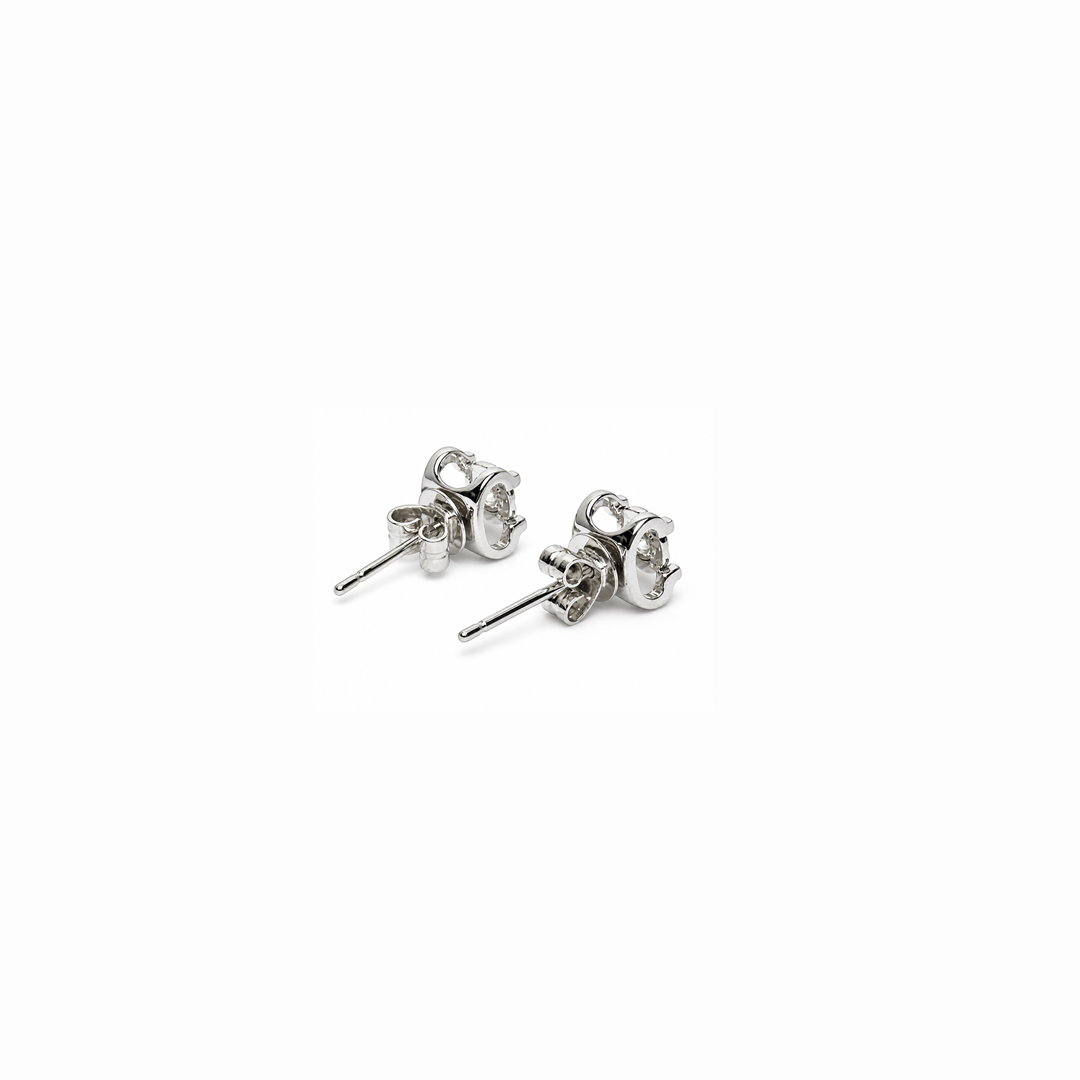 Aretes de diamantes en oro blanco 18K