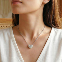 Collar de diamantes en oro blanco 18K