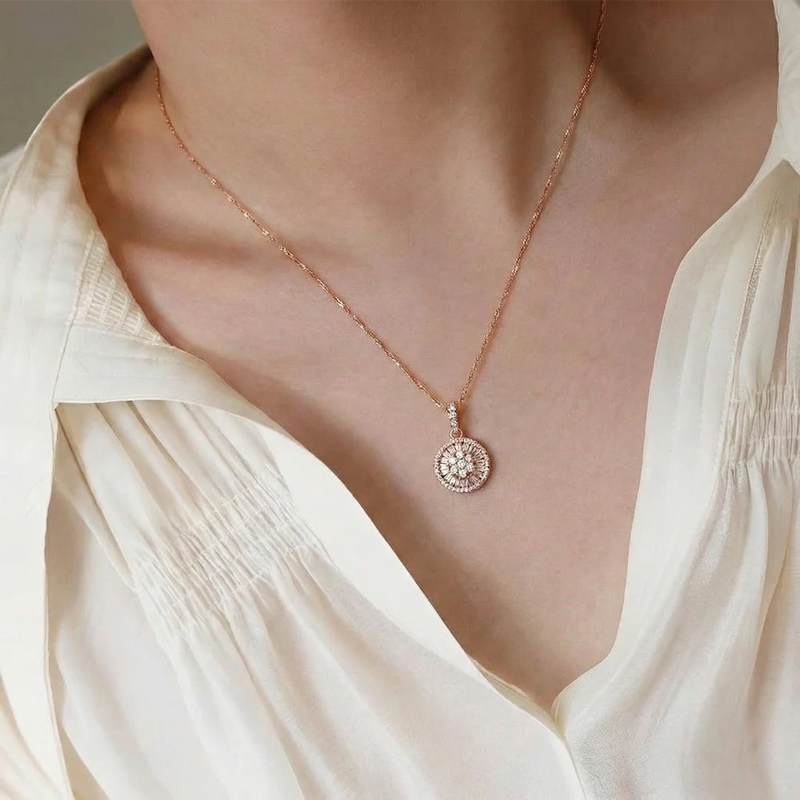 Dije de diamantes en oro amarillo 18K