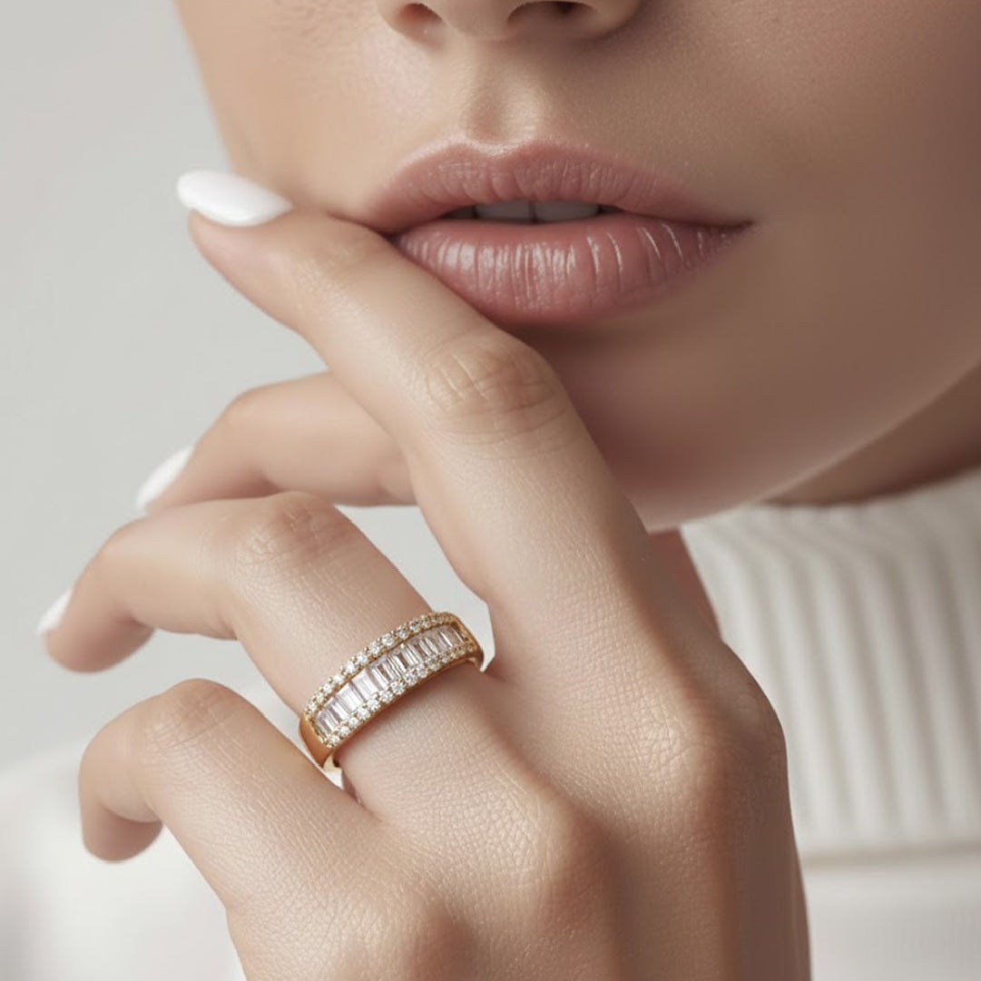 Anillo de diamantes en oro amarillo 18K