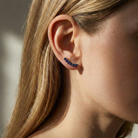 Aretes de zafiros azules en oro blanco 18K