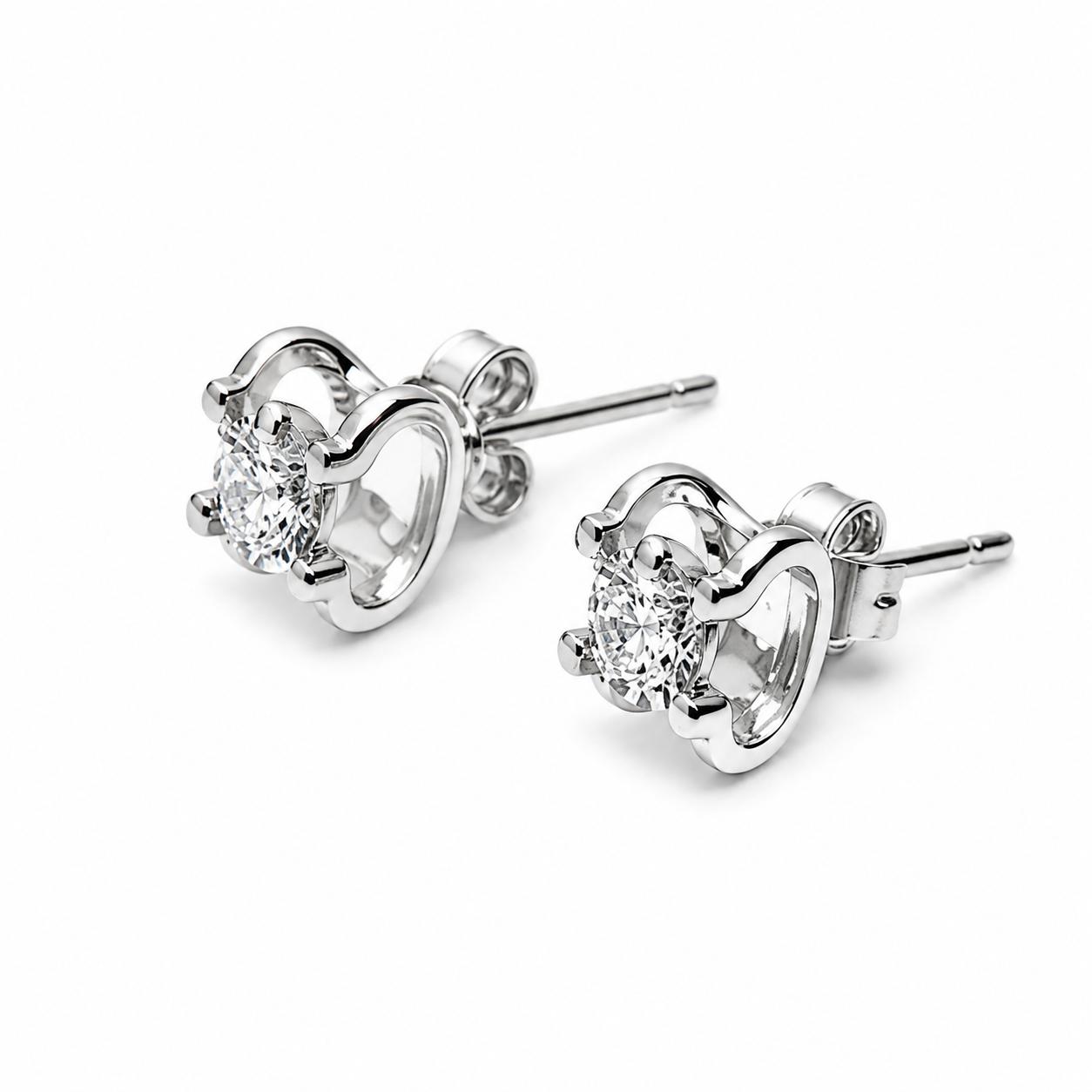Aretes de diamantes en oro blanco 18K
