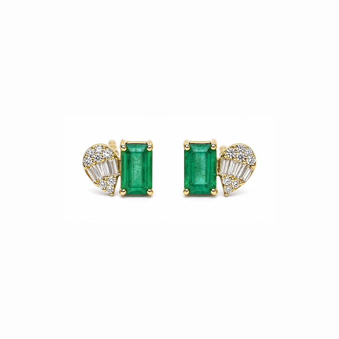 Aretes de diamantes y esmeraldas en oro amarillo 18K