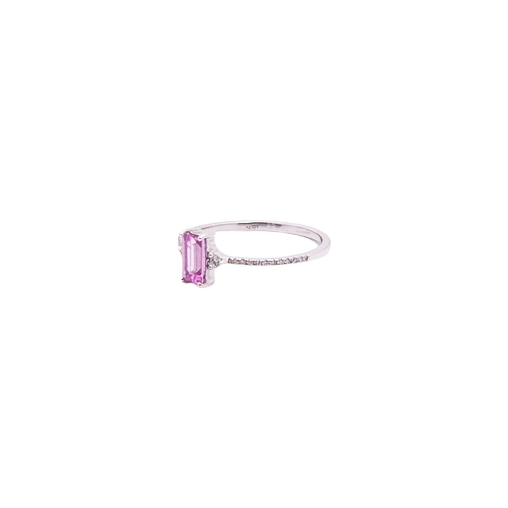 Anillo de zafiro rosado en oro blanco 18K